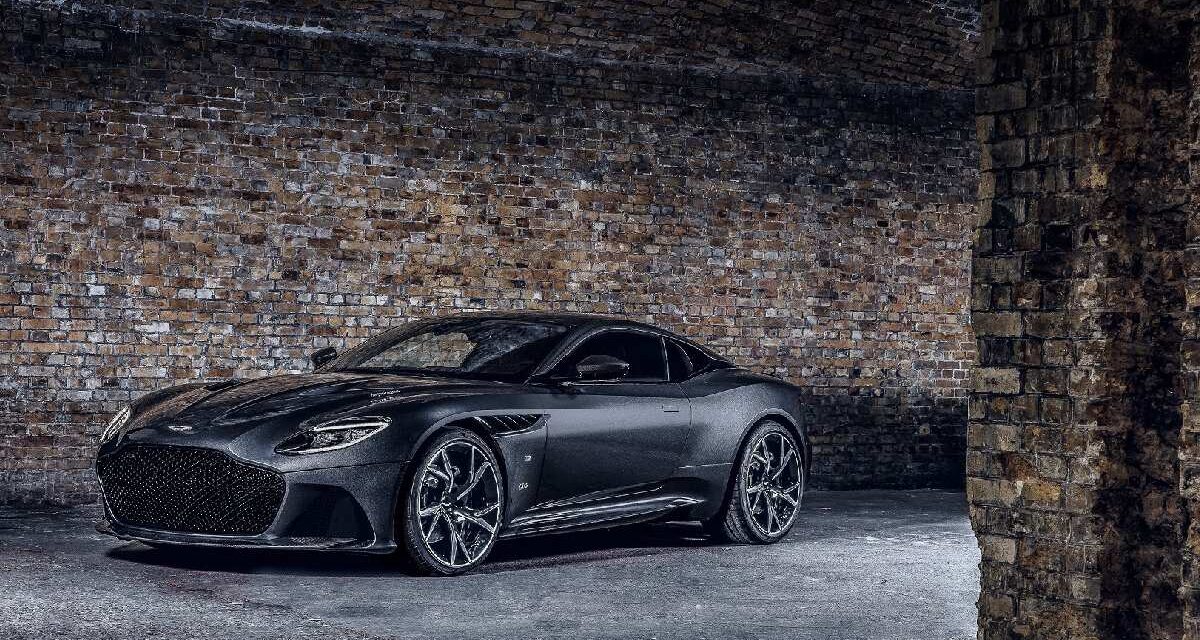 Aston Martin lanza dos nuevos modelos para celebrar a 007